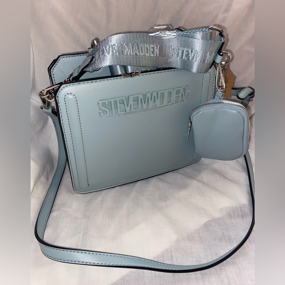 VIRAL STEVE MADDEN SEA CRUSH BEVELYN